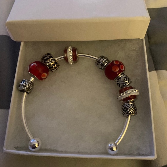 Bangle bracelet - Picture 3 of 3